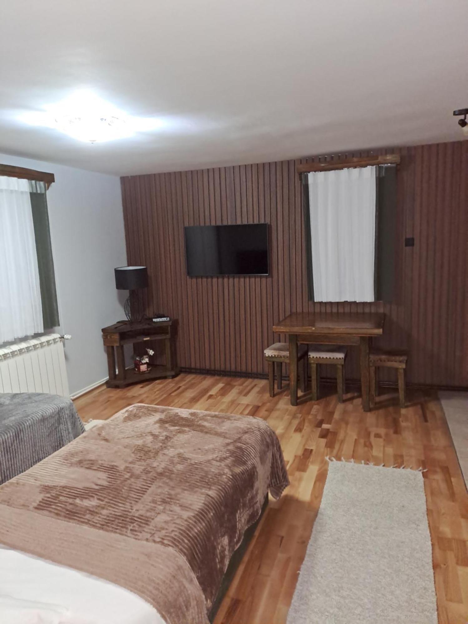Rooms And Apartmants Mirovic Kolašin Habitación foto
